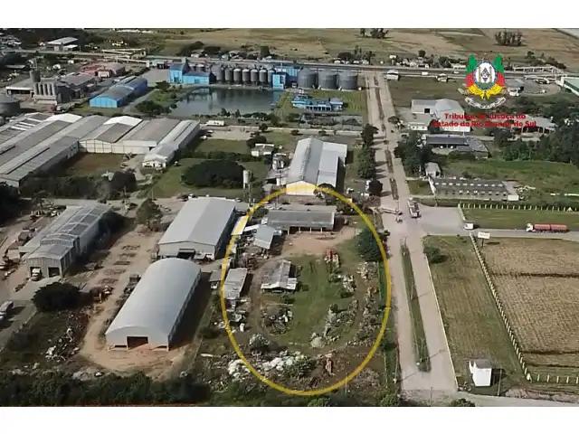 LEILÃO DE UM IMÓVEL NO DISTRITO INDUSTRIAL EM CAMAQUÃ COM 9.716,10 m²