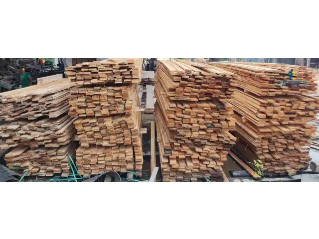 VENDA DIRETA DE 5832 (CINCO MIL OITOCENTOS E TRINTA E DOIS) GUIAS DE 10,0 X 2,5 X 2,70 cm DE EUCALIPTO