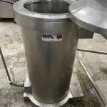 01 (UMA) EMBUTIDEIRA PARA 100 KG, EM INOX, FABRICANTE CONFRIMAQ