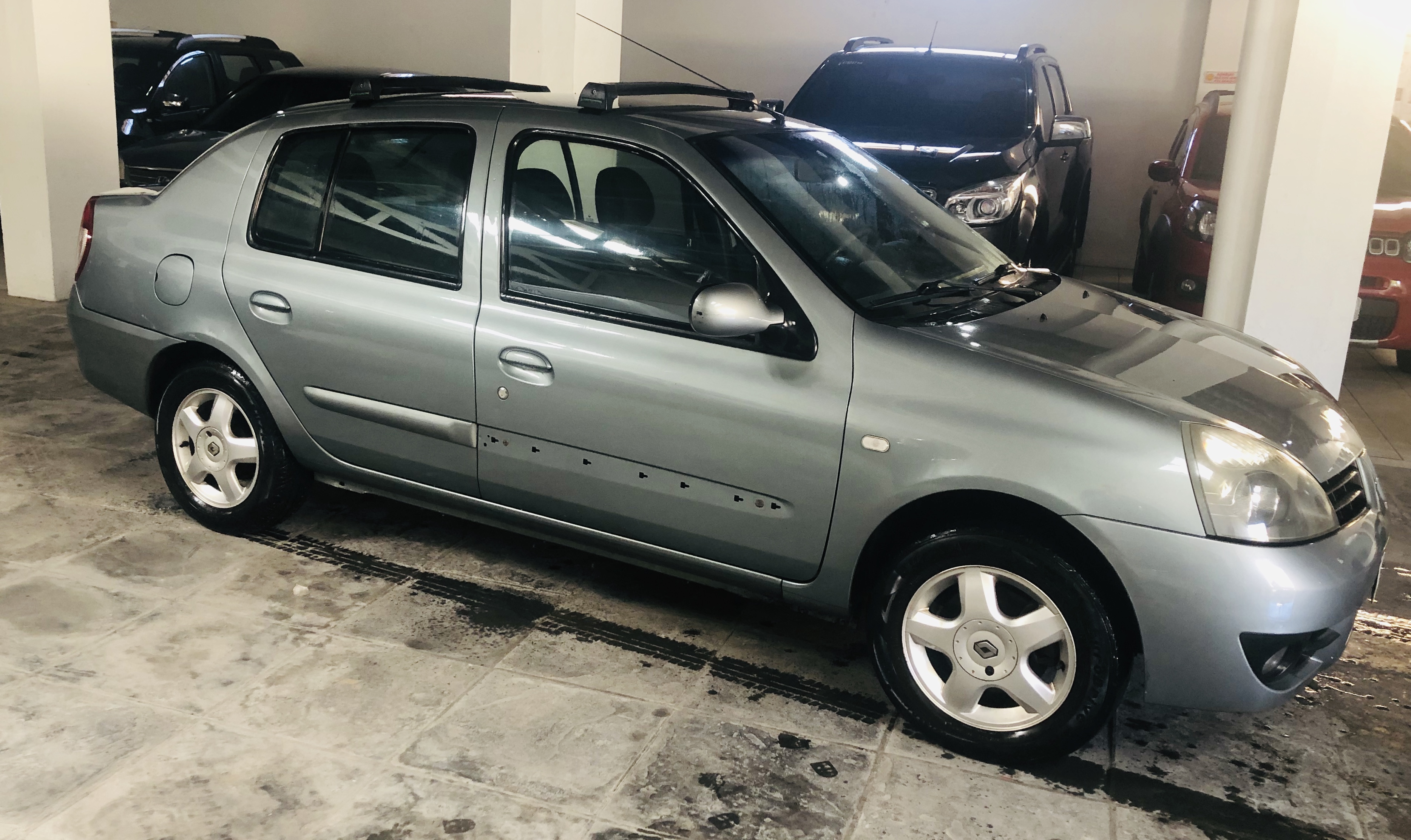 LEILÃO DE UM RENAULT/CLIO 1.6, ano/mod 2008/2008