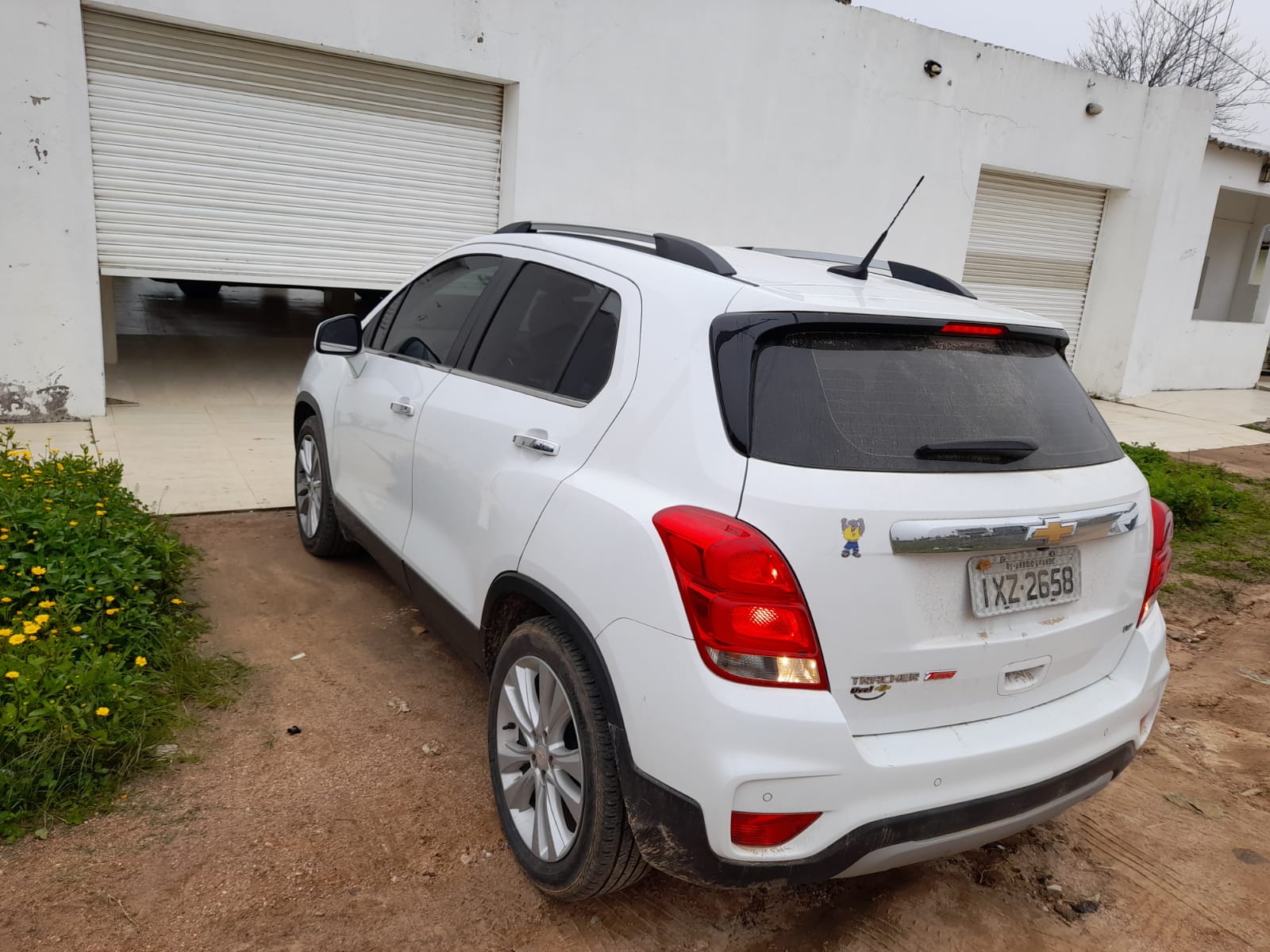 VENDA DIRETA DE UM CHEVROLET TRACKER LTZ, 2017