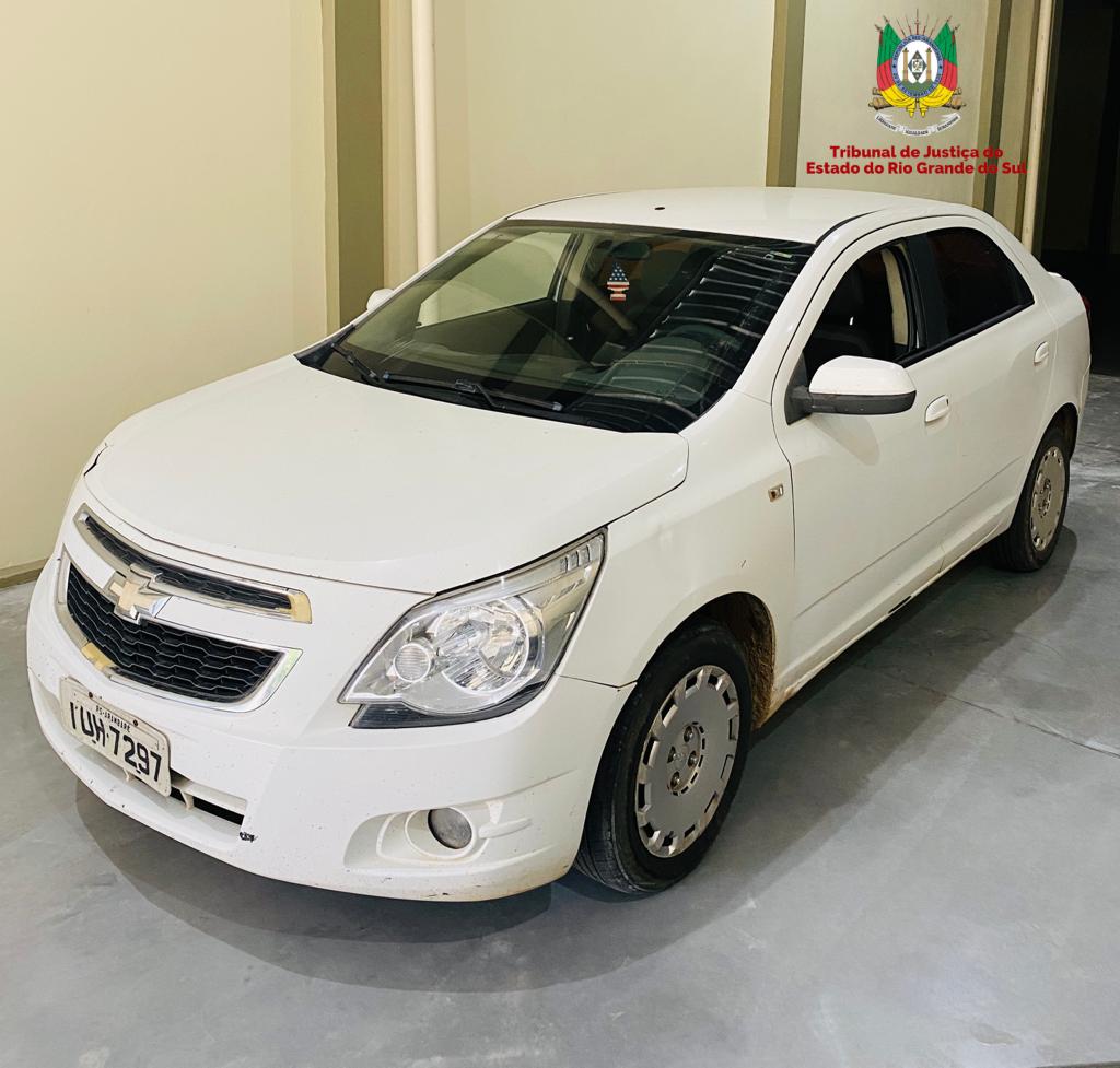 LEILÃO DE UM GM/COBALT 1.8 LT, 2013
