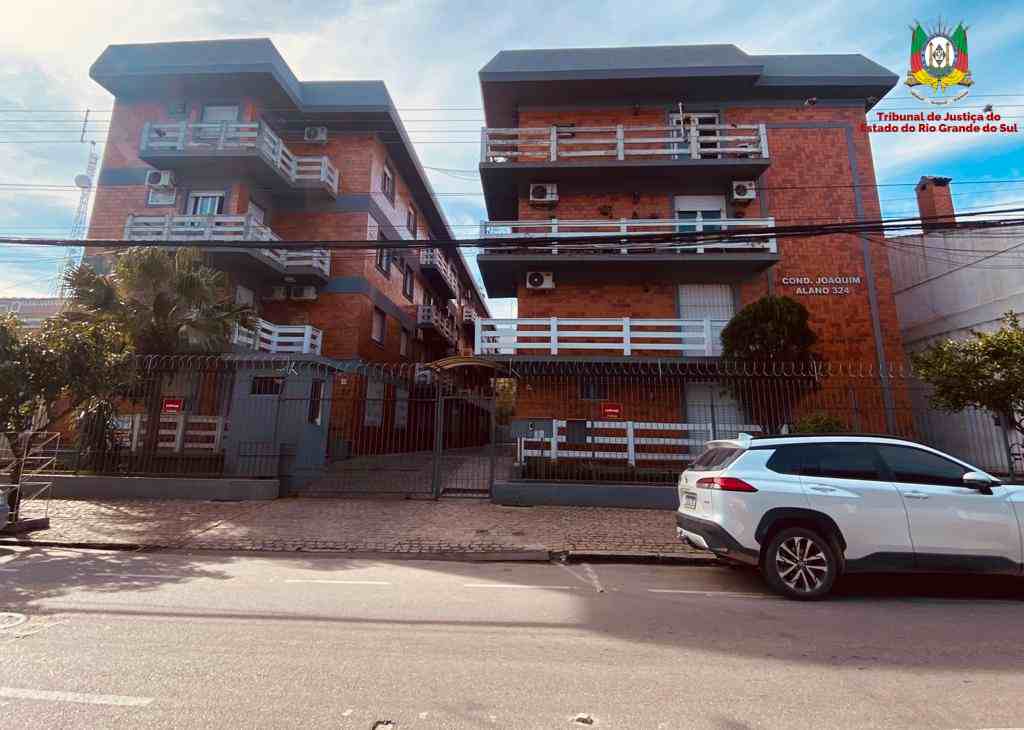 LEILÃO DE UM APARTAMENTO NA RUA DR. AMARANTE EM PELOTAS