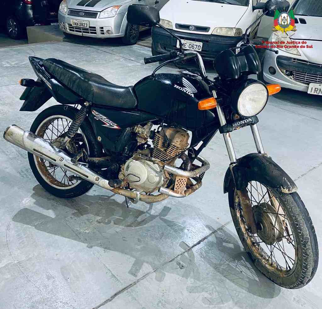 LEILÃO DE UMA HONDA/CG 150 TITAN ES, 2007