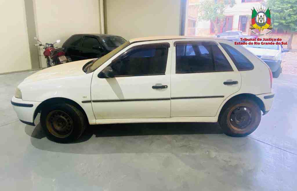 LEILÃO DE UM VW/GOL 16V, 1999/2000