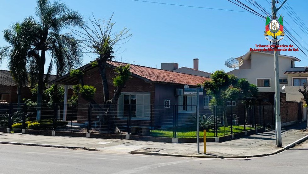 LEILÃO DE UM IMÓVEL COM 510M² NO CENTRO DA CIDADE, EM SÃO LOURENÇO DO SUL