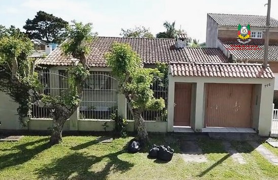 LEILÃO DE UM EXCELENTE IMÓVEL COM 429M², NO LARANJAL EM PELOTAS