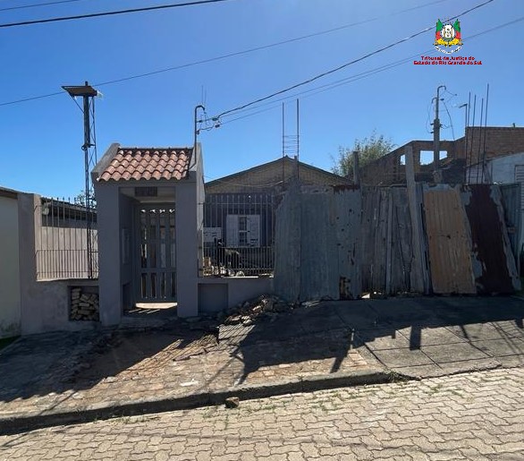 LEILÃO DE UM IMÓVEL COM 376,76M², EM SÃO LOURENÇO DO SUL