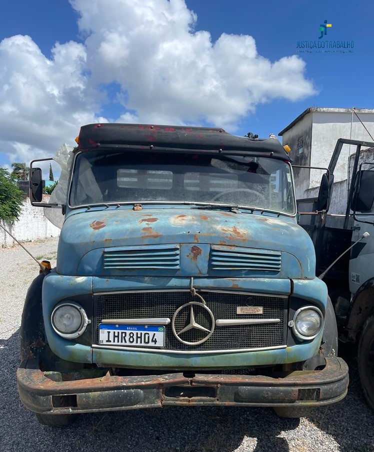 LEILÃO DE UM M.BENZ/L 1113, 1967/1967