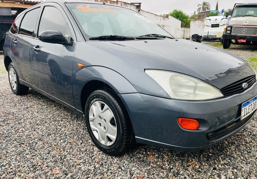 LEILÃO DE UM FOCUS 1.8 16V ANO 2002/2003