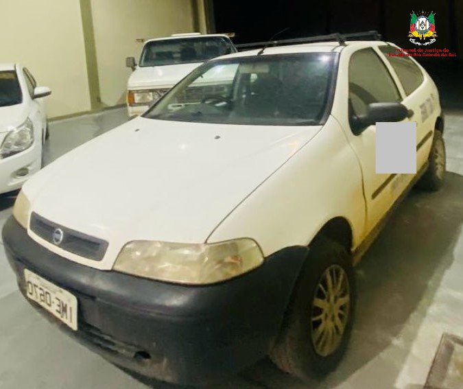 LEILÃO DE UM FIAT PALIO EX FIRE FLEX, 2005