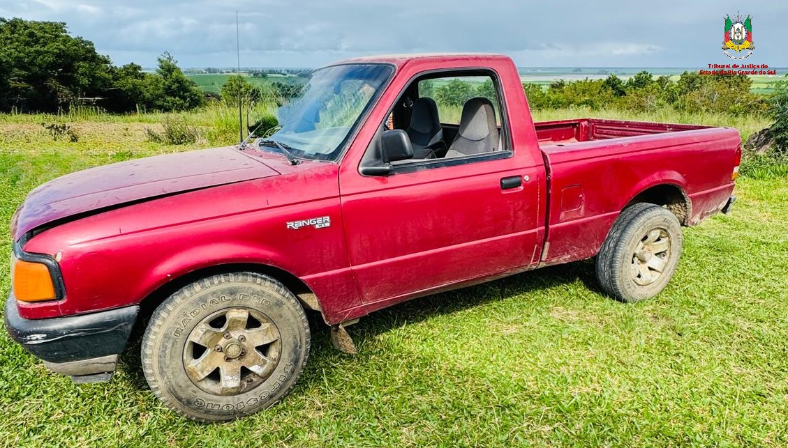 LEILÃO DE UMA FORD/RANGER 1996/1996