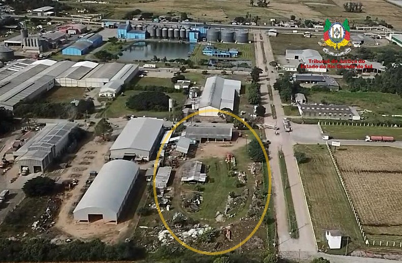 LEILÃO DE UM IMÓVEL NO DISTRITO INDUSTRIAL EM CAMAQUÃ COM 9.716,10 m²