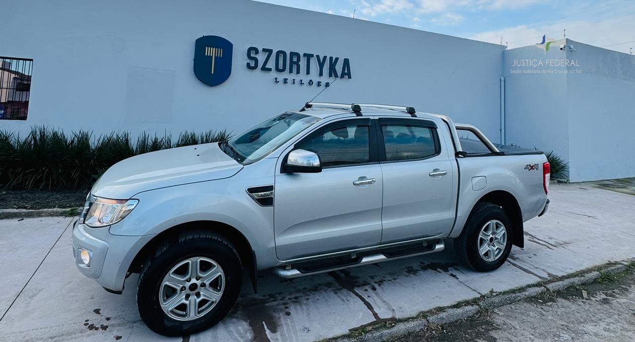 LEILÃO DE UMA FORD RANGER XLT 3.2 4X4 CD, 2014