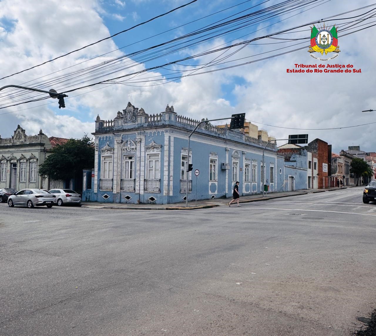 LEILÃO DE  PRÉDIO CLÁSSICO EM ESQUINA NOBRE NO CENTRO DA CIDADE DE PELOTAS