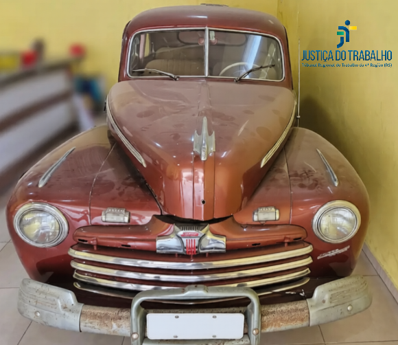 VENDA DIRETA DE UM IMP/FORD COUPÊ 1946