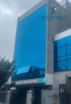 VENDA DIRETA DE UM PRÉDIO COMERCIAL DE ALTO PADRÃO NO BAIRRO SANTANA, EM PORTO ALEGRE/RS