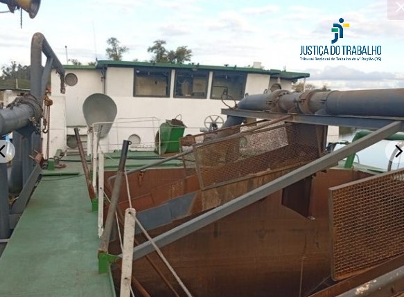 VENDA DIRETA DE UMA EMBARCAÇÃO AMAROPOLIS, TIPO GRANELEIRO,  INSCRIÇÃO 4620159263